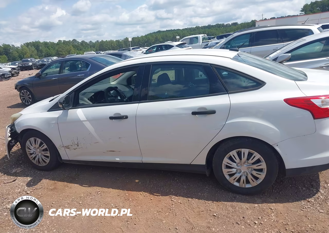 2014 Ford Focus S VIN:1FADP3E29EL337058 - 14