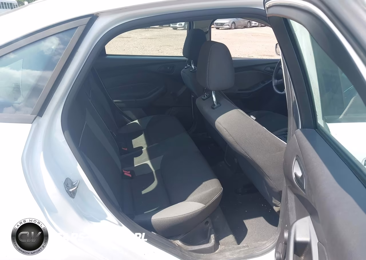 2014 Ford Focus S VIN:1FADP3E29EL337058 - 8