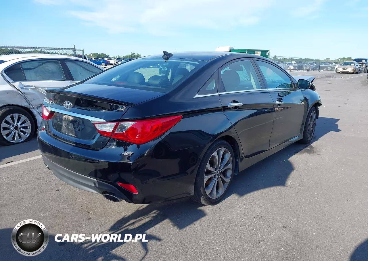2014 Hyundai Sonata Se VIN:5NPEC4AC2EH885700 - 4