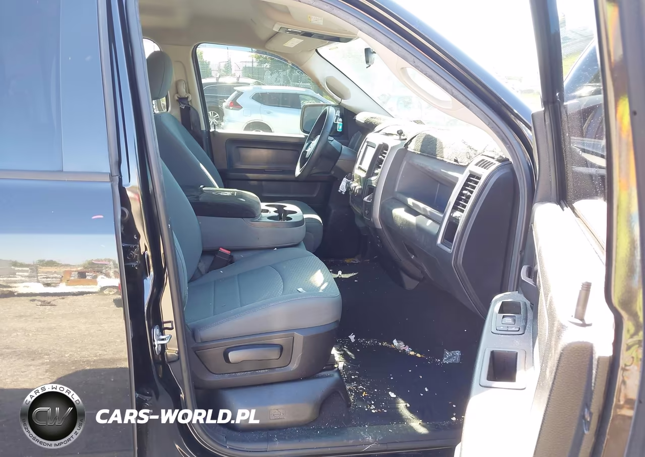 2018 Ram 1500 Express 4X4 6'4 Box VIN:1C6RR7FT3JS309434 - 5