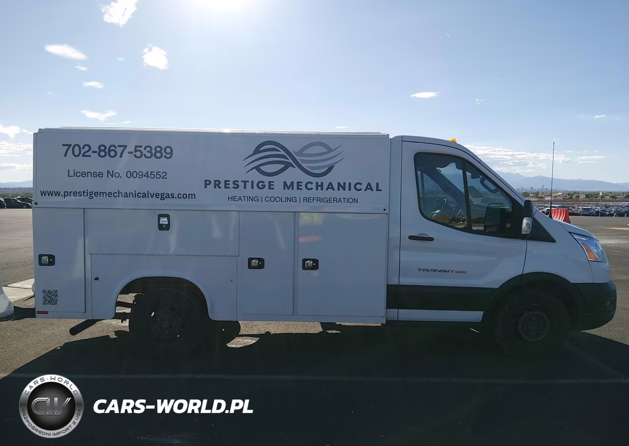 2020 Ford Transit-350 Cutaway VIN:1FDBW5P86LKA50745 - 13