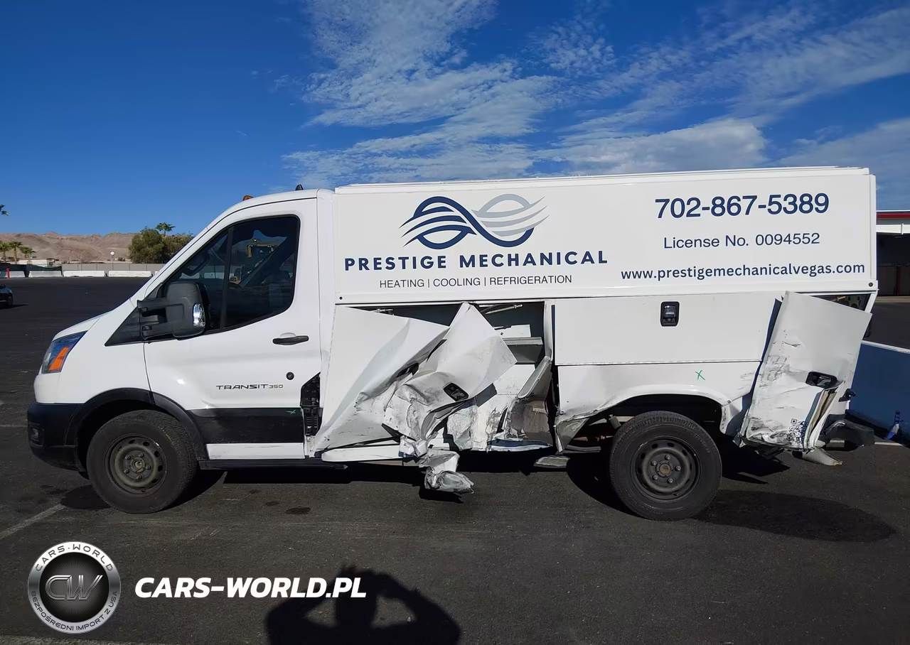 2020 Ford Transit-350 Cutaway VIN:1FDBW5P86LKA50745 - 14