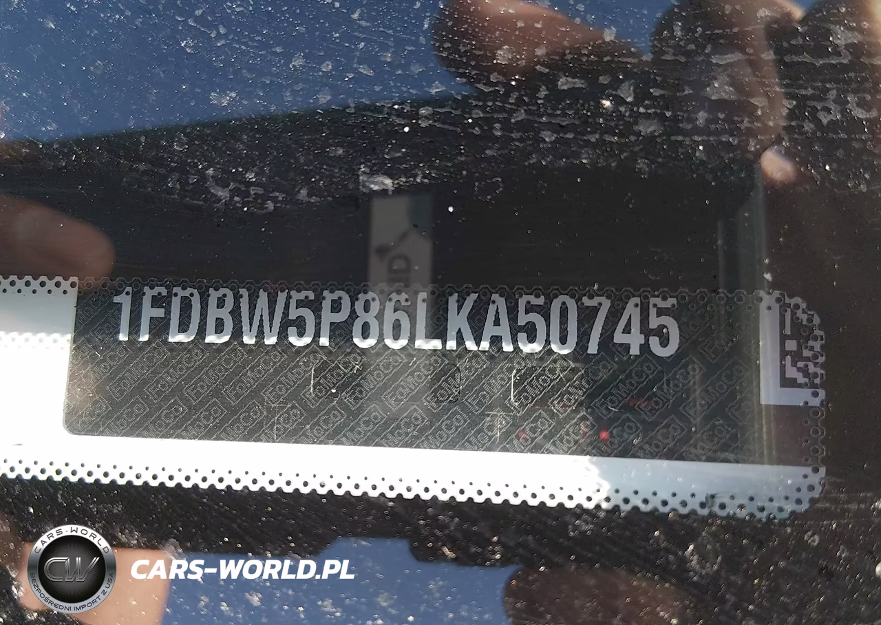 2020 Ford Transit-350 Cutaway VIN:1FDBW5P86LKA50745 - 8