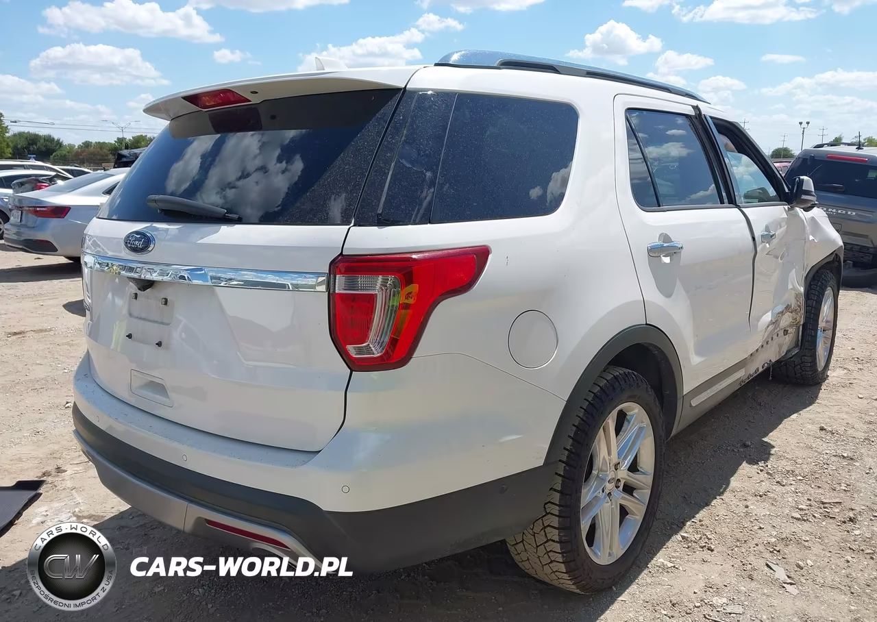 2017 Ford Explorer Limited VIN:1FM5K7F83HGA69155 - 4