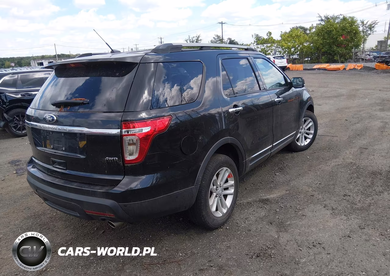 2014 Ford Explorer Xlt VIN:1FM5K8D86EGA77979 - 4