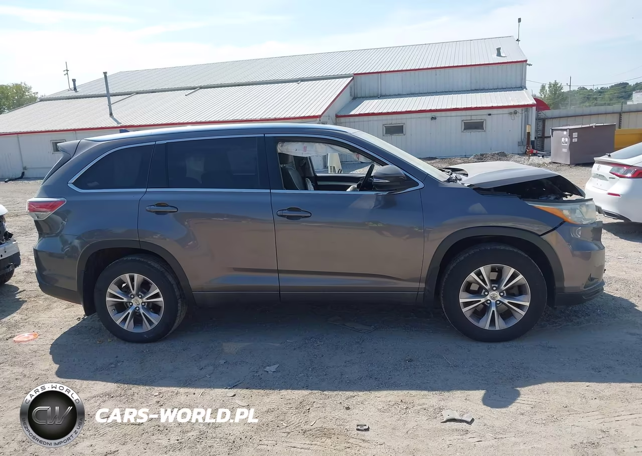 2015 Toyota Highlander Xle V6 VIN:5TDJKRFH2FS169863 - 14