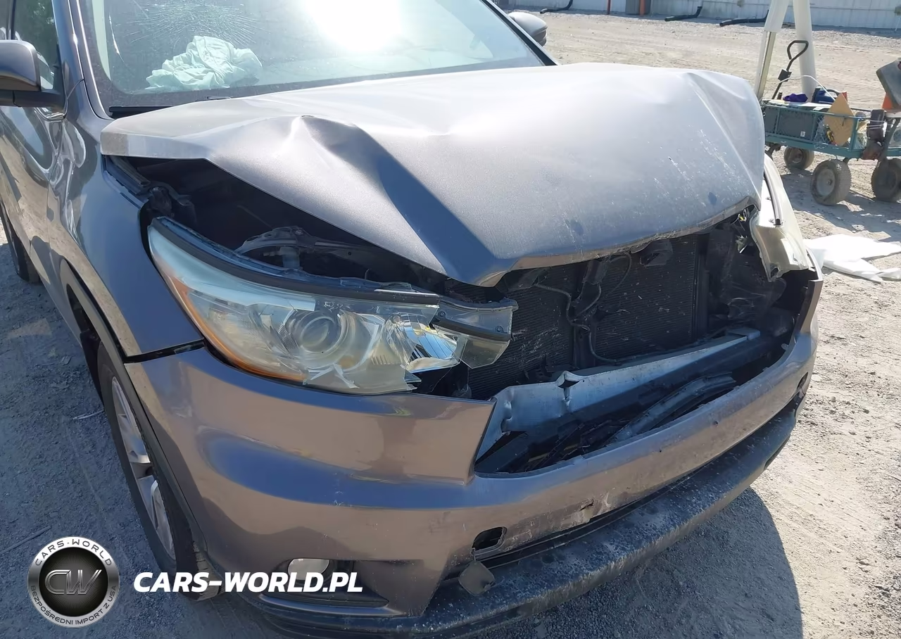 2015 Toyota Highlander Xle V6 VIN:5TDJKRFH2FS169863 - 6