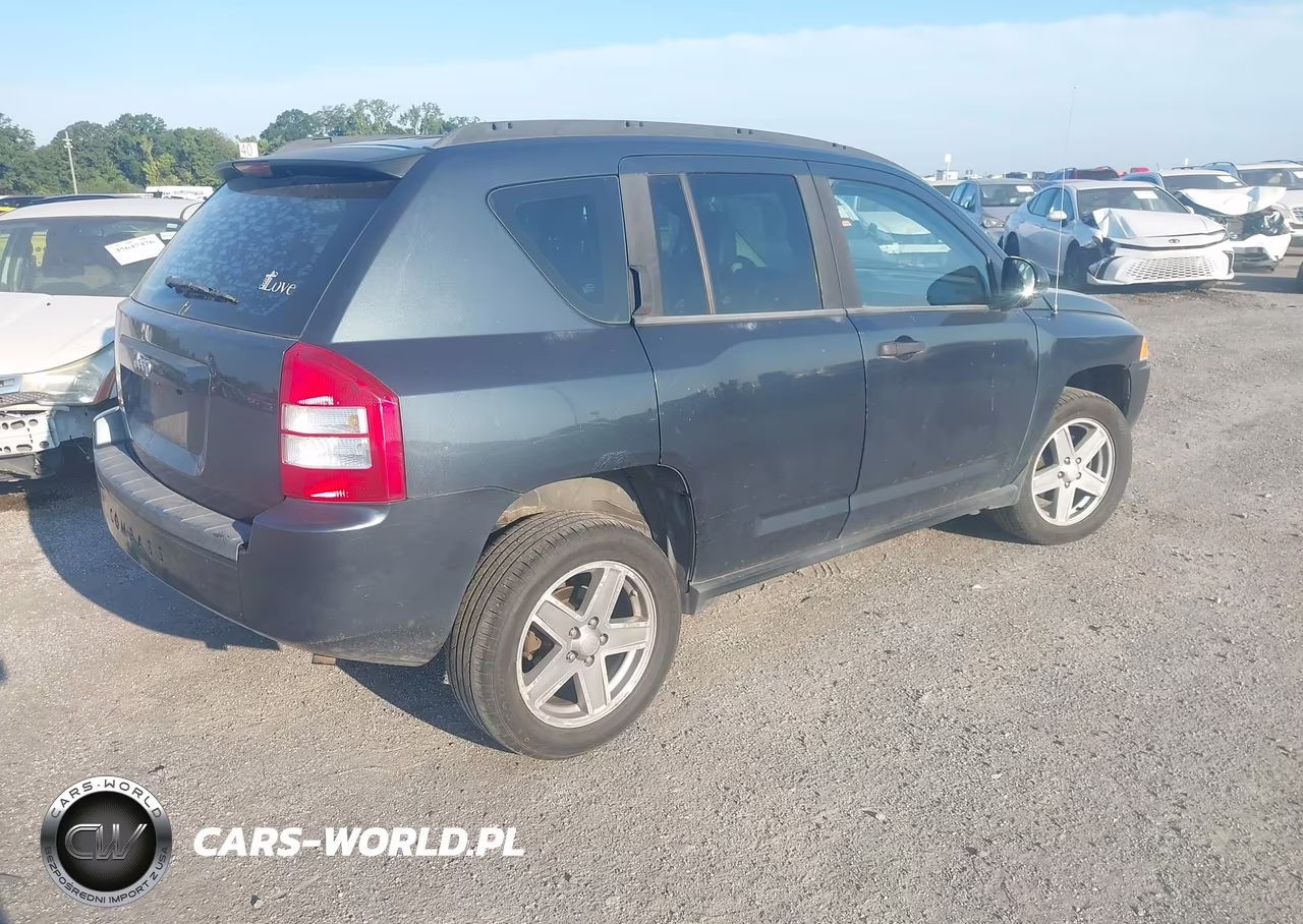 2007 Jeep Compass Sport VIN:1J8FT47W27D279420 - 4