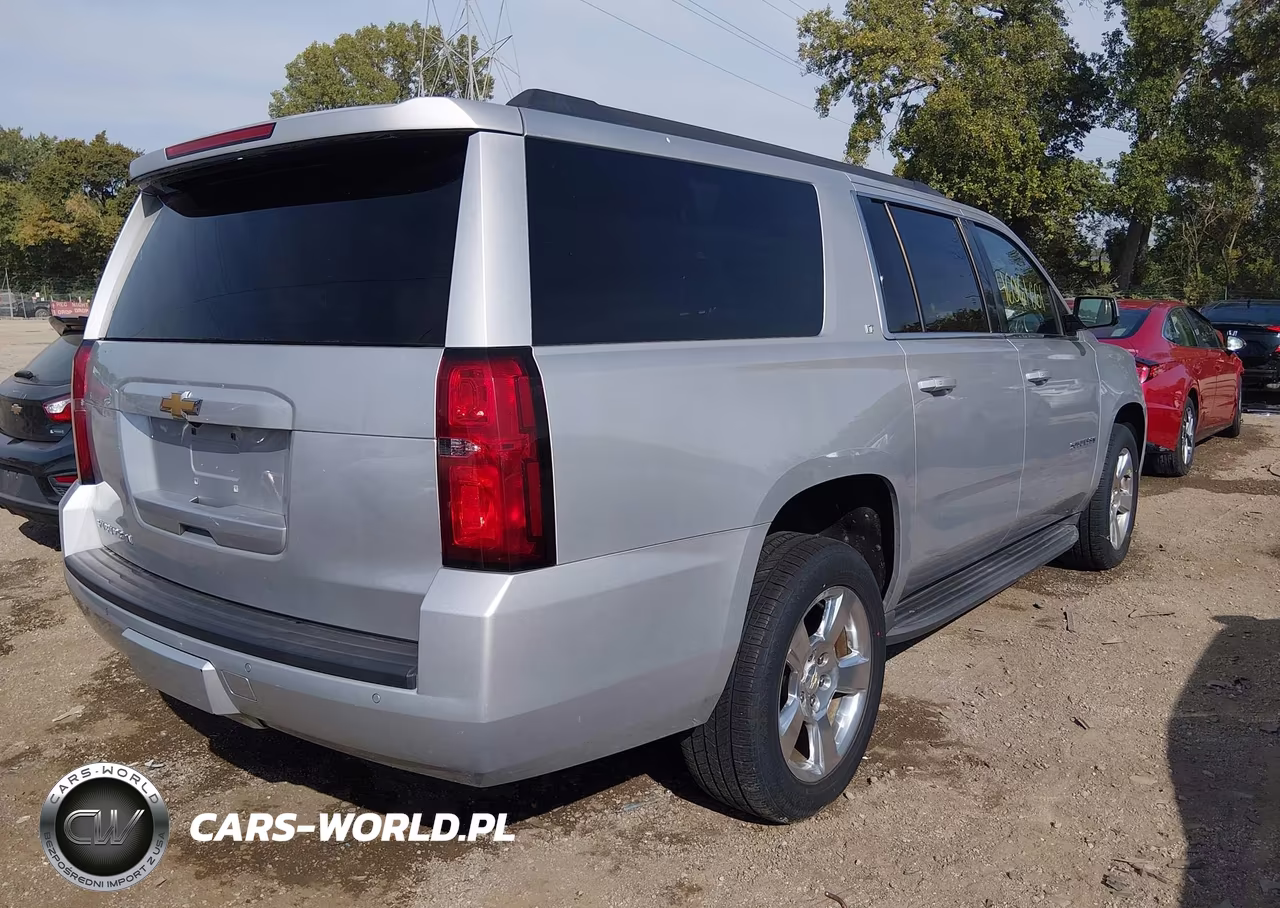 2016 Chevrolet Suburban Lt VIN:1GNSKHKC4GR172876 - 4