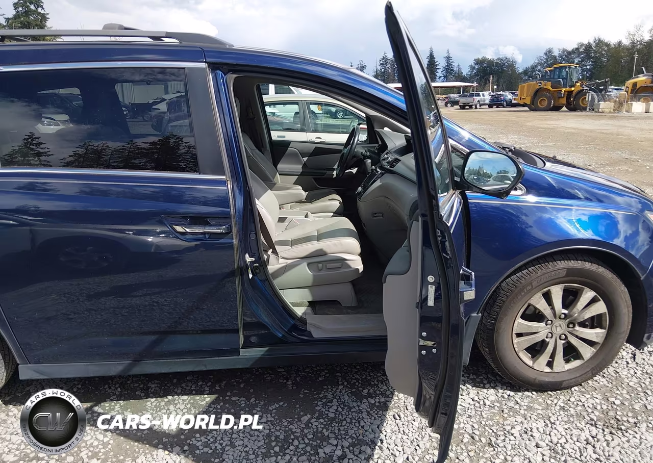 2015 Honda Odyssey Ex-L VIN:5FNRL5H61FB066748 - 5