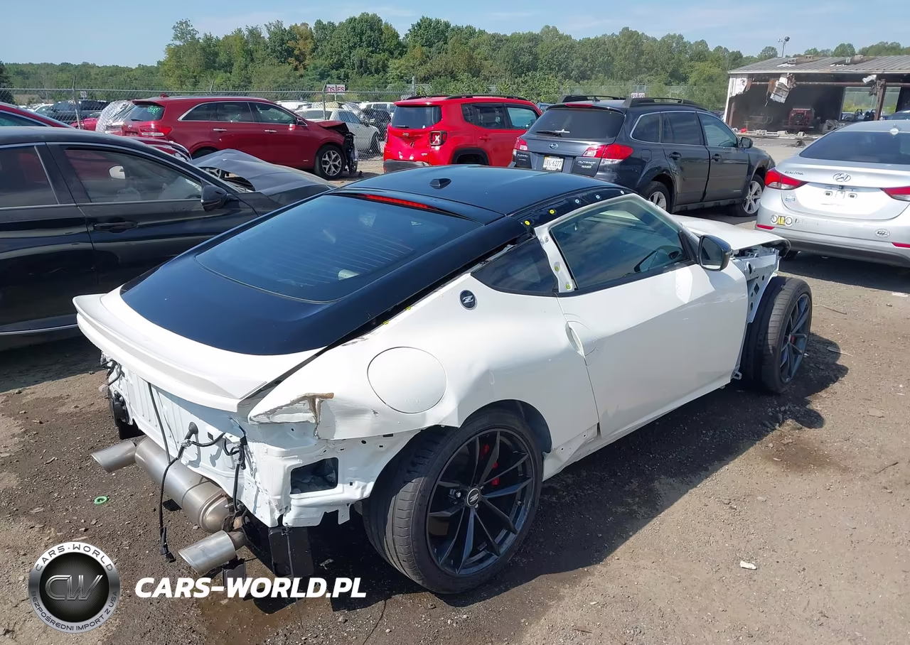 2026 Nissan Z Performance VIN:JN1BZ4BH5TM501121 - 4