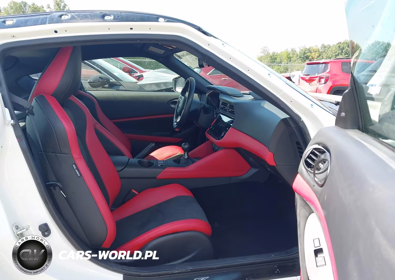 2026 Nissan Z Performance VIN:JN1BZ4BH5TM501121 - 5