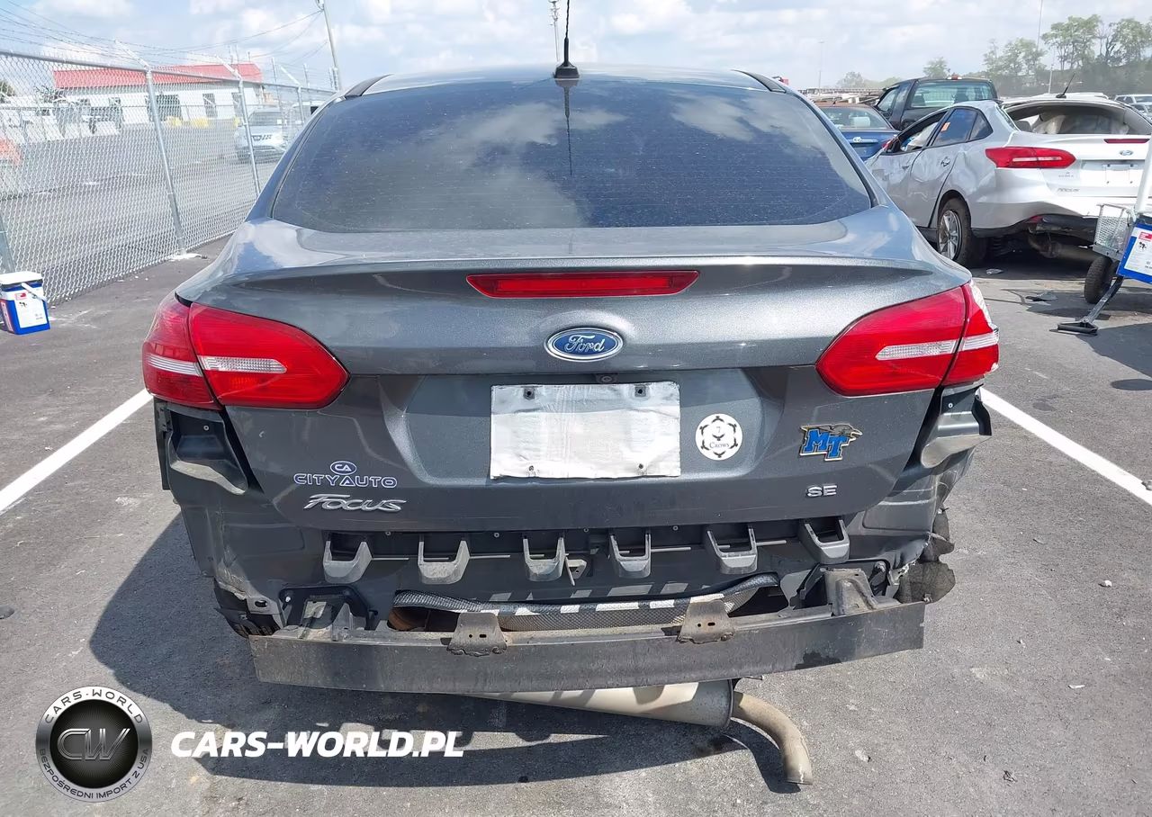 2017 Ford Focus Se VIN:1FADP3F27HL281513 - 17