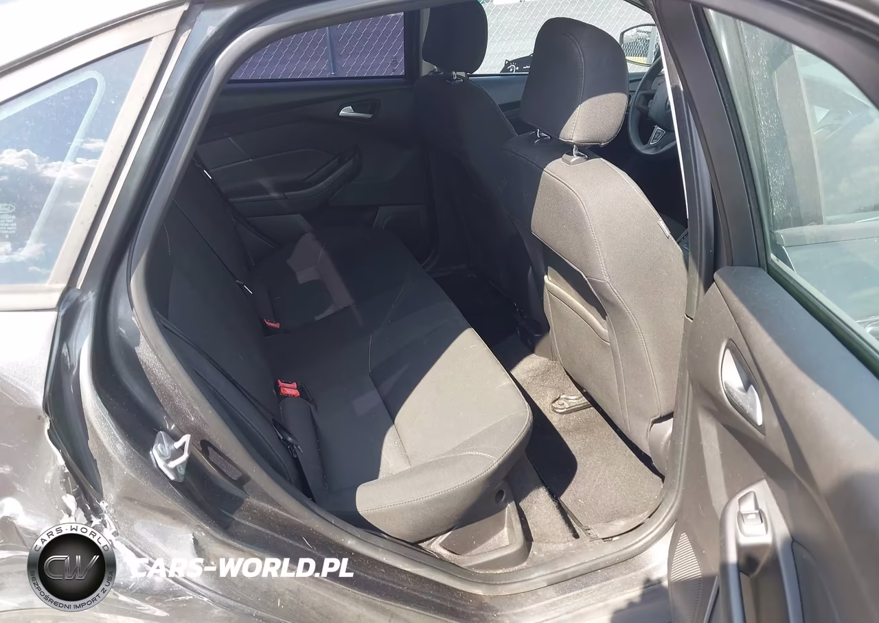 2017 Ford Focus Se VIN:1FADP3F27HL281513 - 8