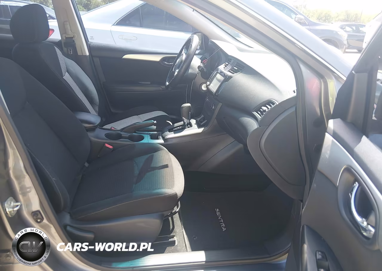 2019 Nissan Sentra S VIN:3N1AB7AP7KY285892 - 5