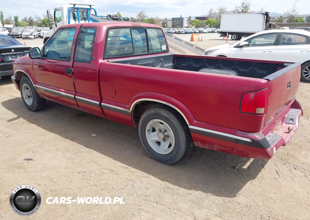 1996 Chevrolet S Truck S10 VIN:1GCCS19X3TK130828 - 3