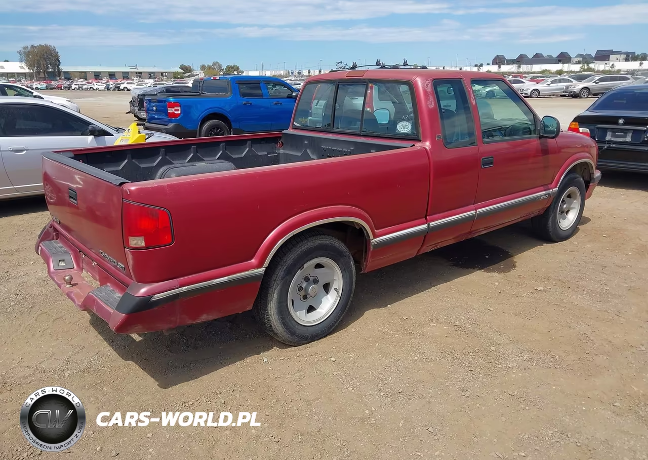 1996 Chevrolet S Truck S10 VIN:1GCCS19X3TK130828 - 4