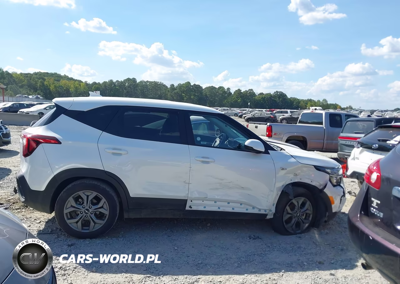2026 Kia Seltos Lx VIN:KNDEP2AA7T7880839 - 13