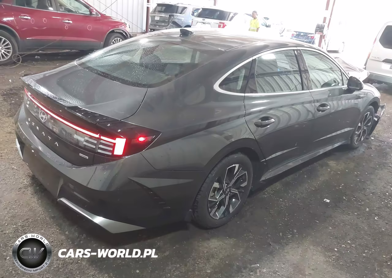 2024 Hyundai Sonata Sel VIN:KMHL64JA8RA388740 - 4