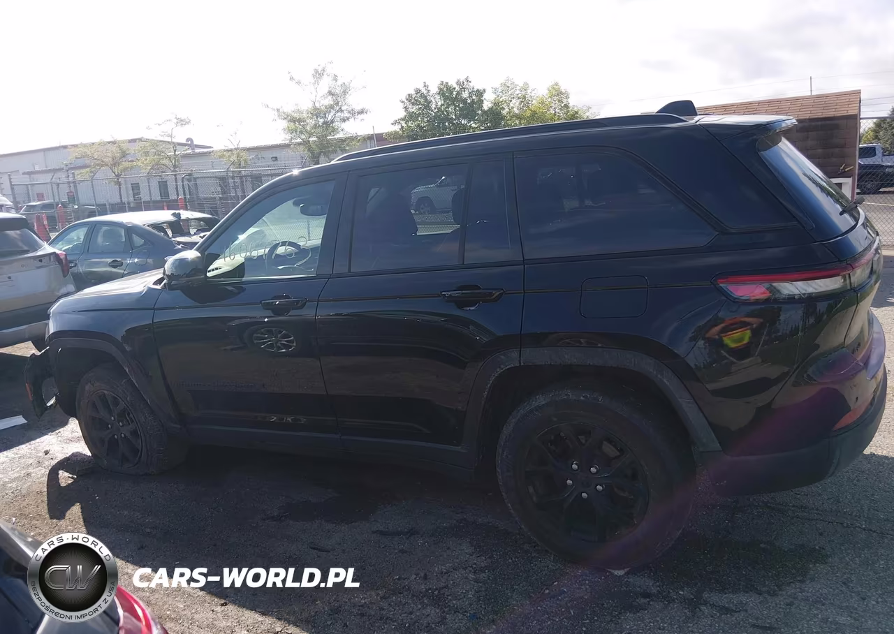 2025 Jeep Grand Cherokee Altitude X 4X4 VIN:1C4RJHAG5SC264508 - 14