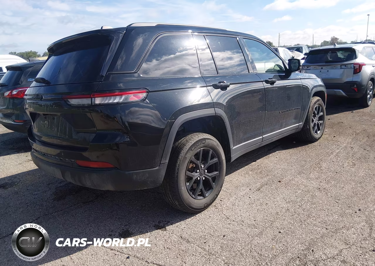 2025 Jeep Grand Cherokee Altitude X 4X4 VIN:1C4RJHAG5SC264508 - 4