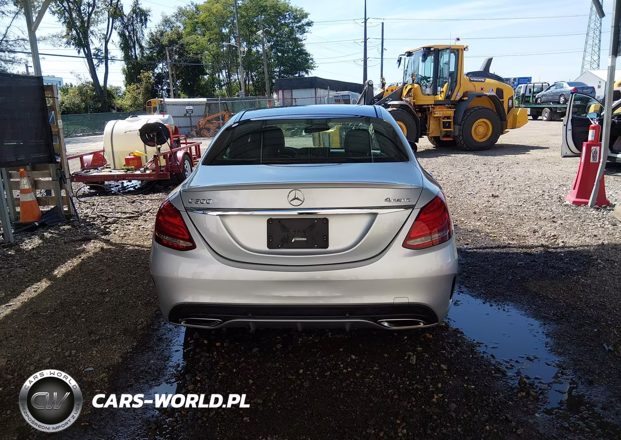 2016 Mercedes-Benz C 300 Sport 4Matic VIN:55SWF4KB3GU110100 - 16