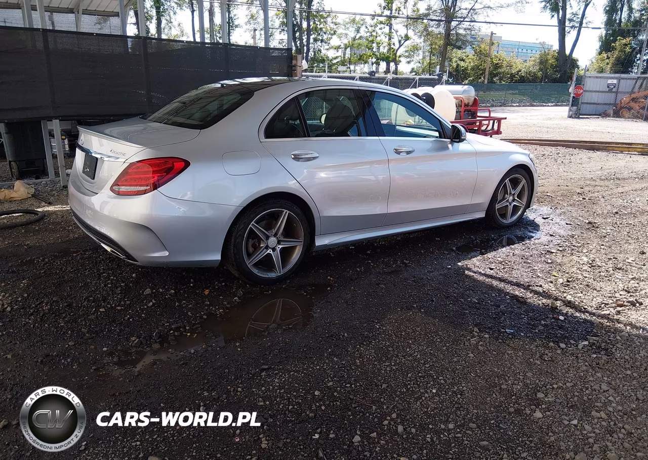 2016 Mercedes-Benz C 300 Sport 4Matic VIN:55SWF4KB3GU110100 - 4