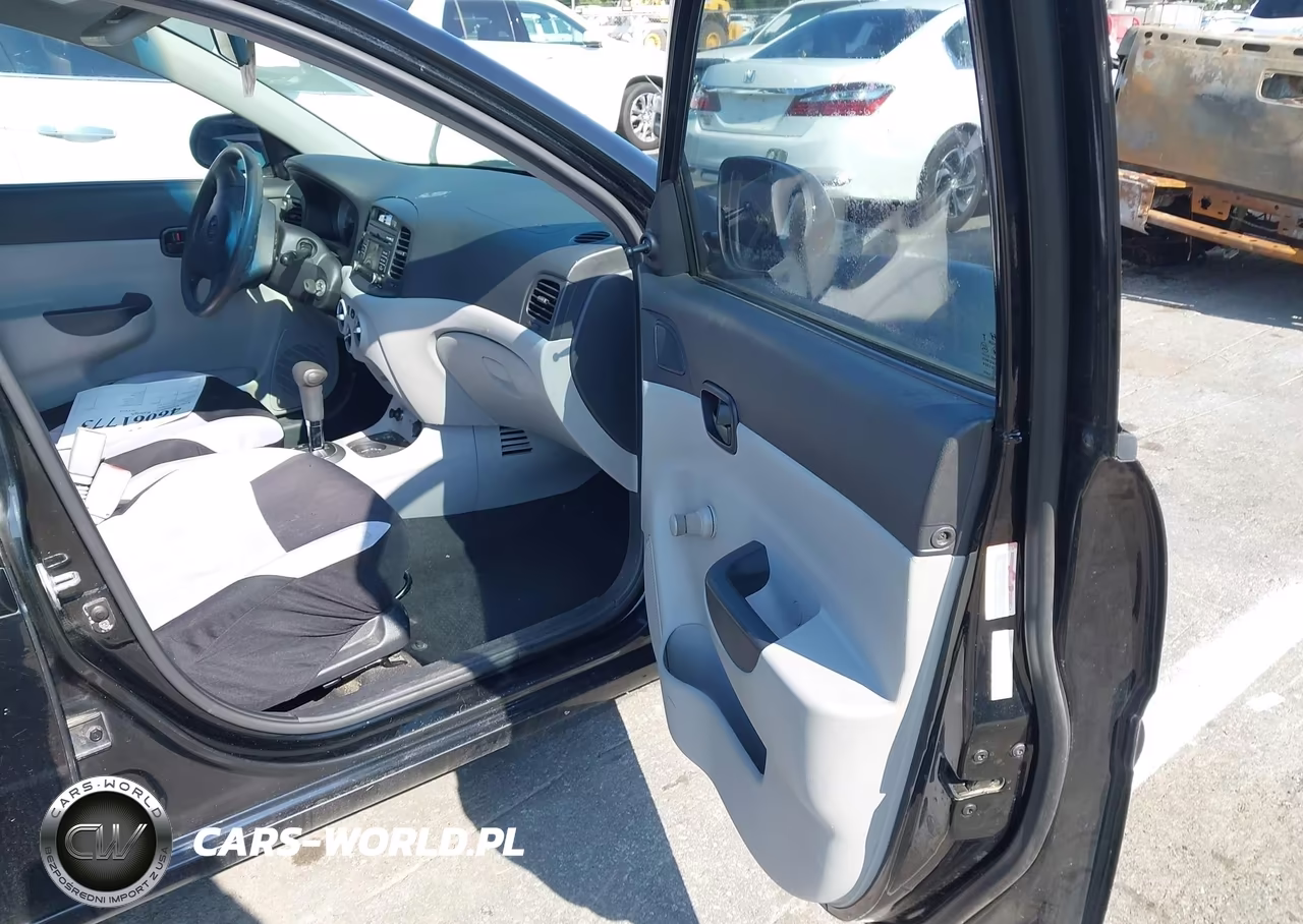 2010 Hyundai Accent Gls VIN:KMHCN4AC2AU432691 - 5