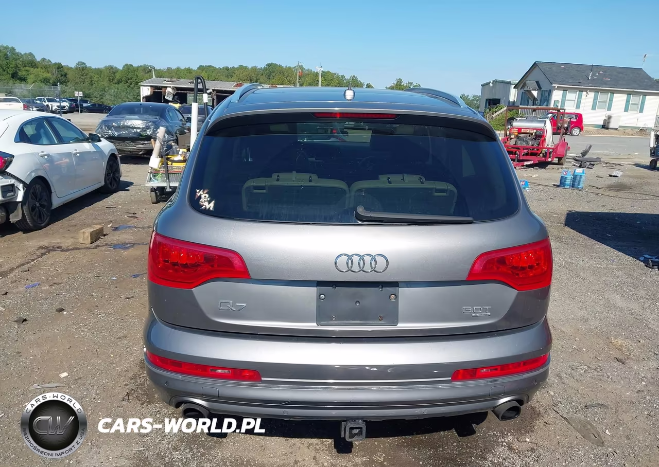 2014 Audi Q7 3.0T Premium VIN:WA1LGAFE1ED002111 - 17