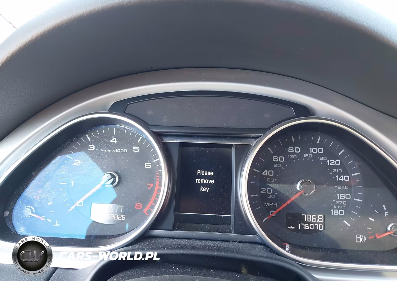 2014 Audi Q7 3.0T Premium VIN:WA1LGAFE1ED002111 - 7