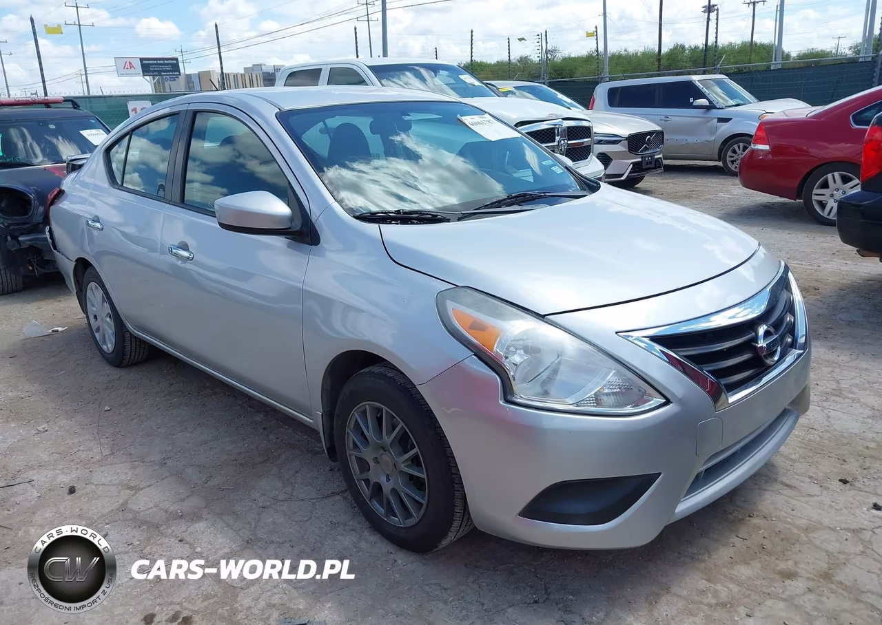 2017 Nissan Versa 1.6 Sv