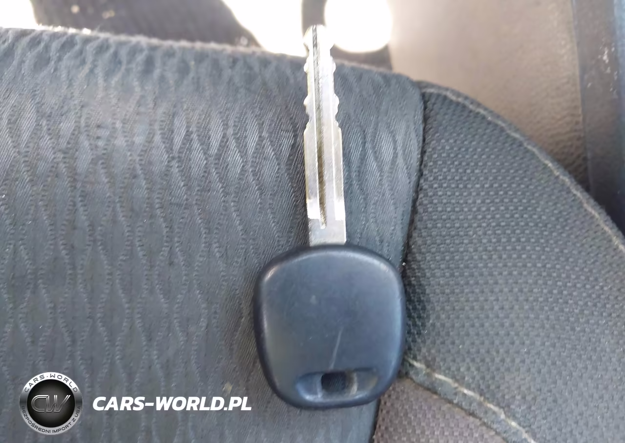 2017 Toyota Corolla Le VIN:2T1BURHE2HC795460 - 11