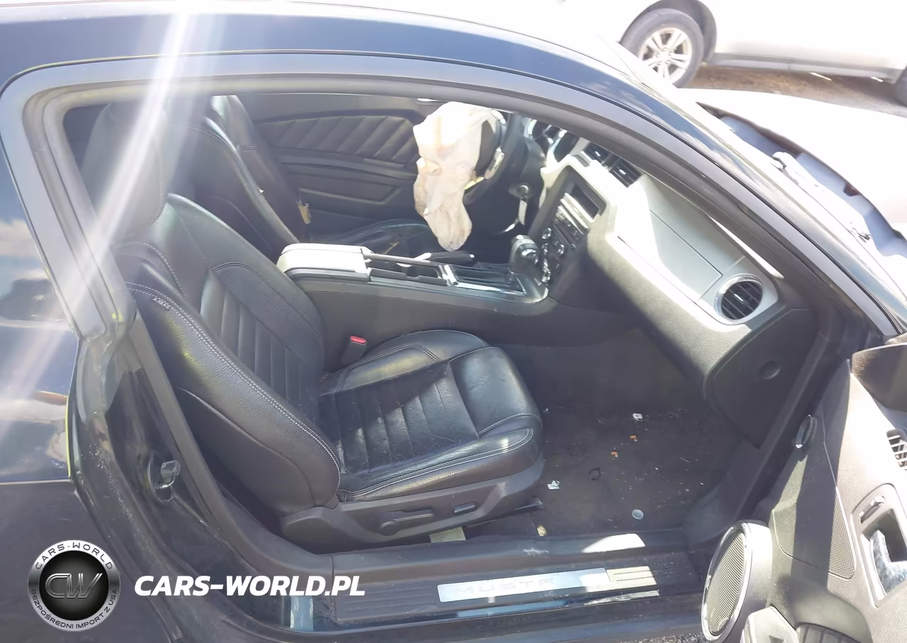 2011 Ford Mustang V6 Premium VIN:1ZVBP8AM5B5148765 - 5