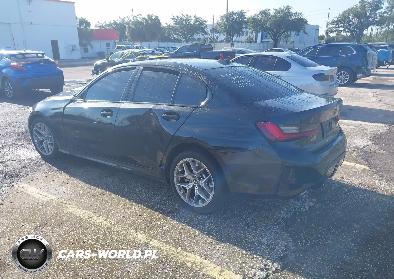 2025 BMW 330I xDrive VIN:3MW89CW01S8E99415 - 3