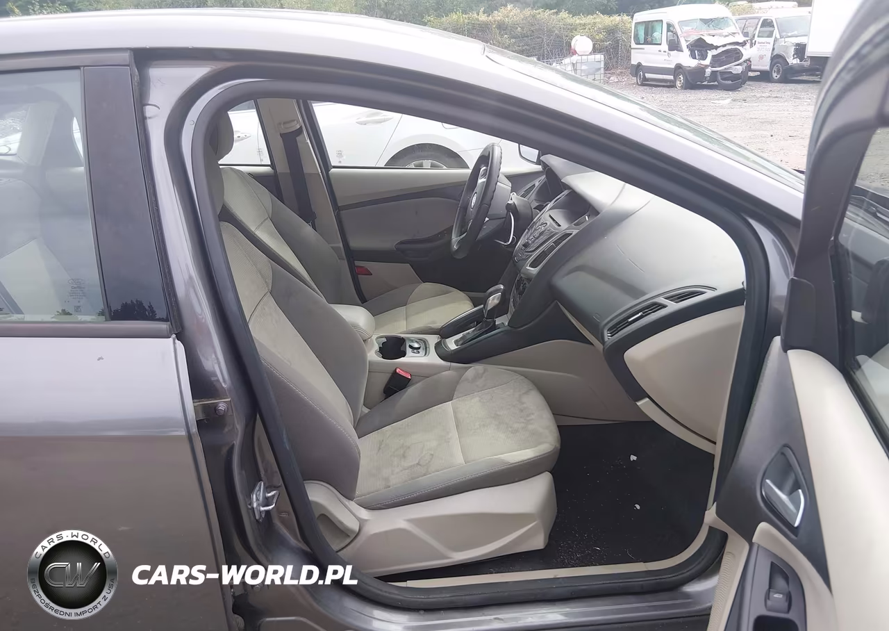 2013 Ford Focus Se VIN:1FADP3F2XDL186082 - 5