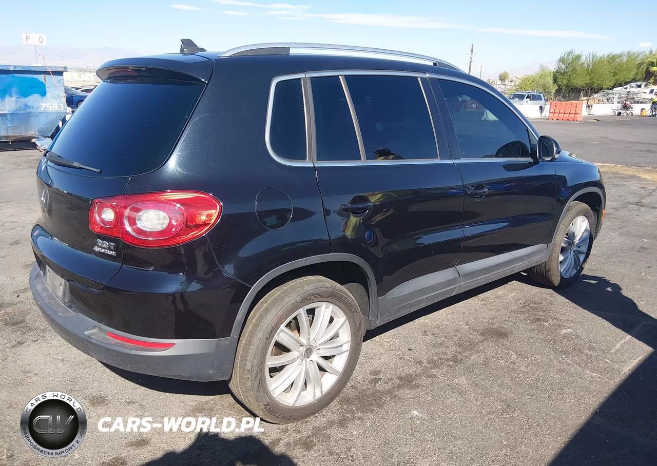 2011 Volkswagen Tiguan Se VIN:WVGBV7AX4BW563014 - 4