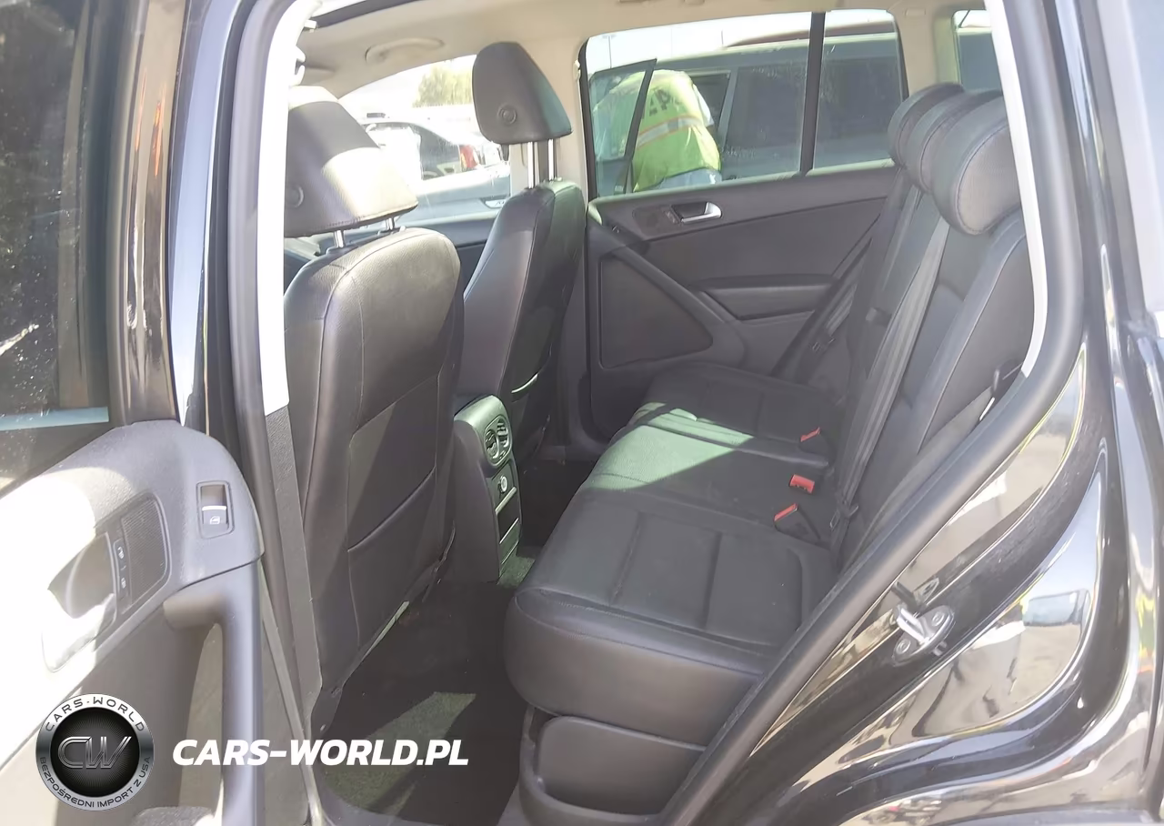 2011 Volkswagen Tiguan Se VIN:WVGBV7AX4BW563014 - 8