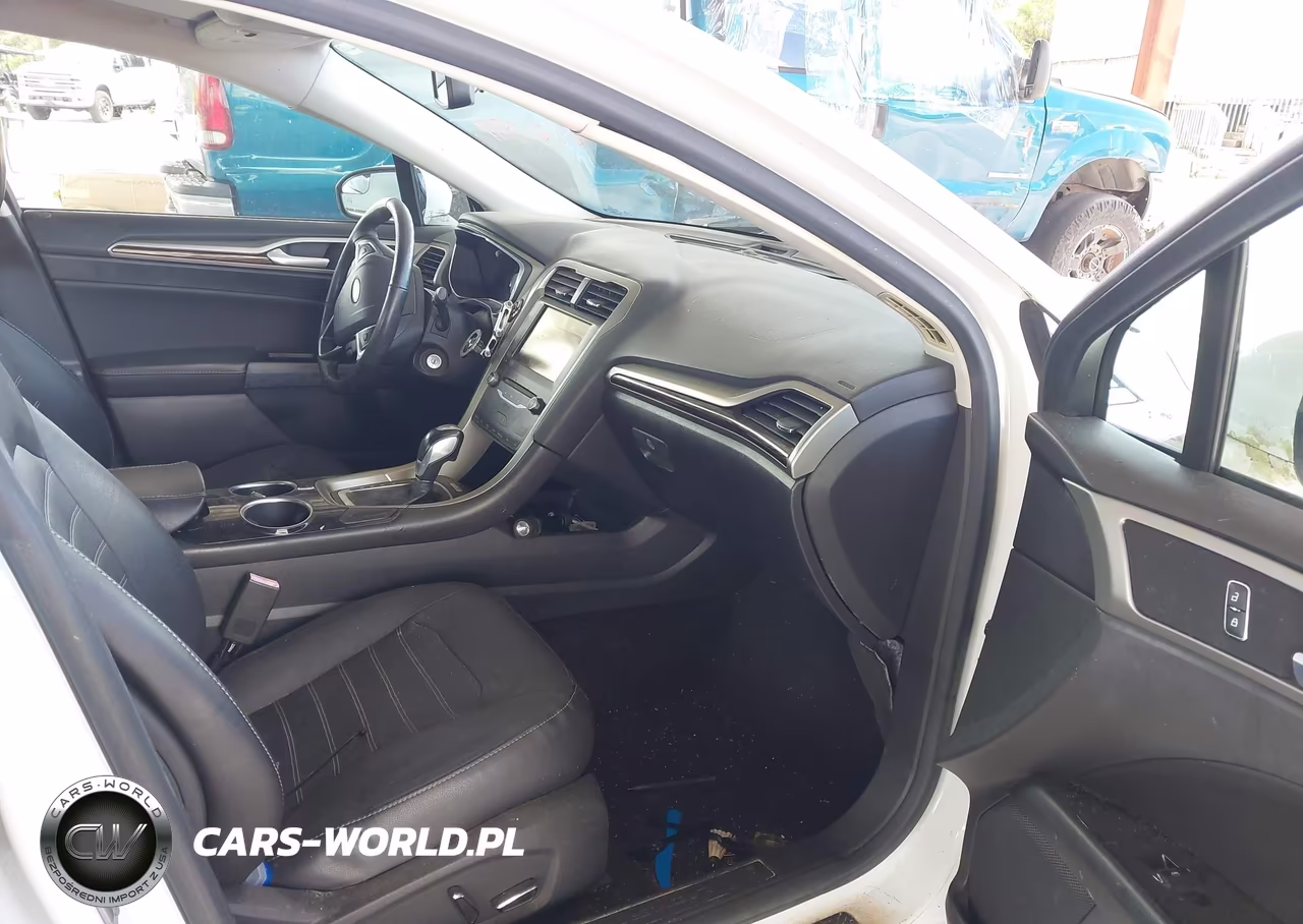 2014 Ford Fusion Se VIN:3FA6P0HD8ER100891 - 5