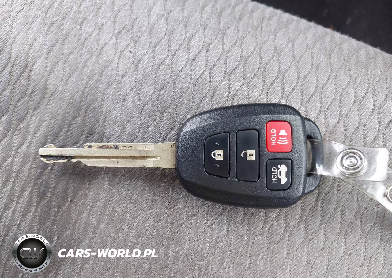 2016 Toyota Corolla Le VIN:2T1BURHE2GC502137 - 11