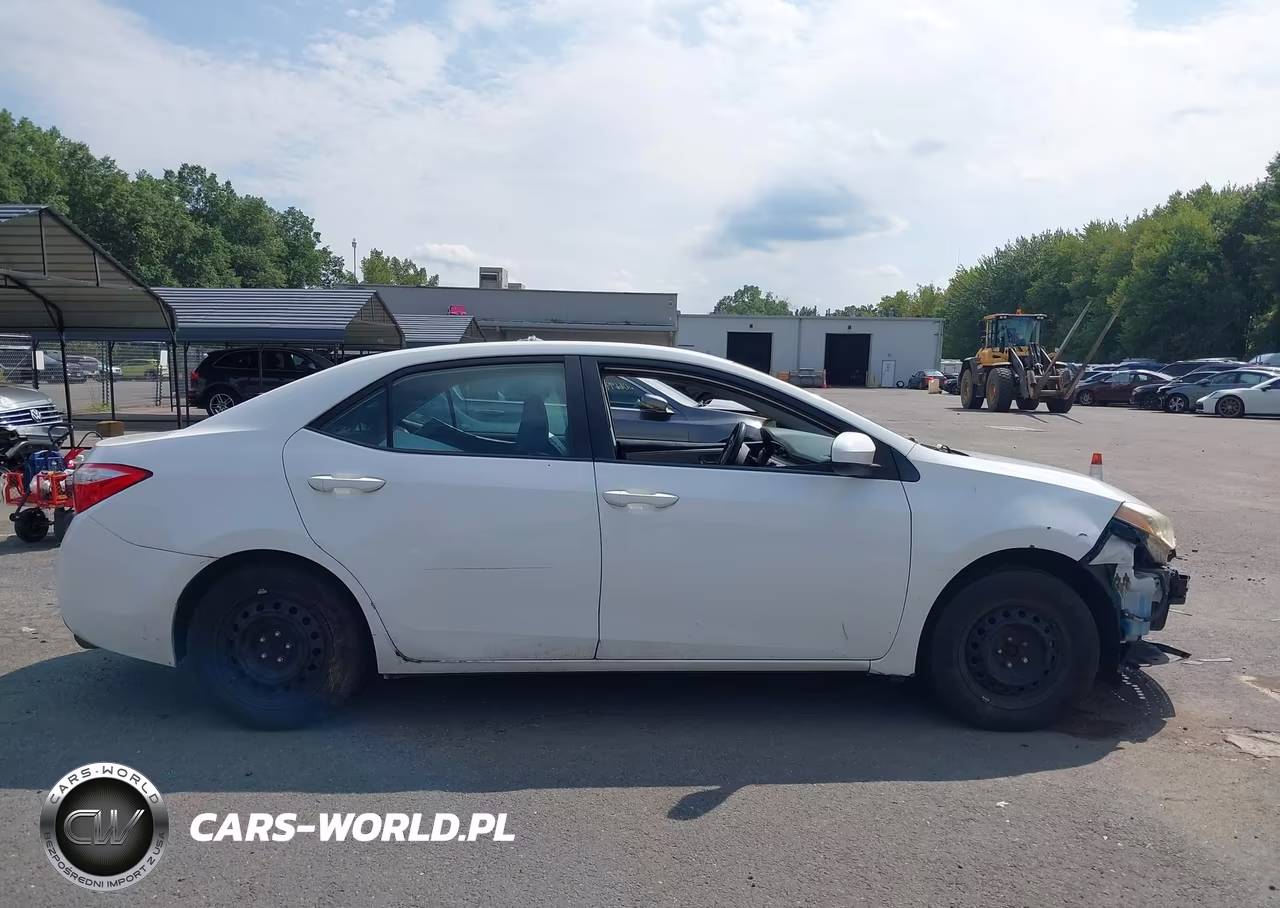 2016 Toyota Corolla Le VIN:2T1BURHE2GC502137 - 14