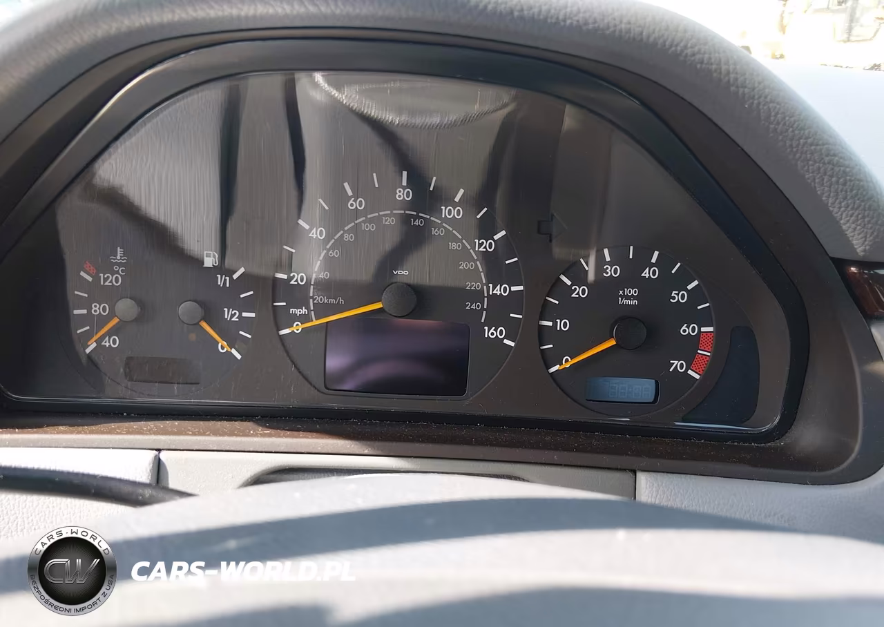 2001 Mercedes-Benz E 430 VIN:WDBJF70J91B255514 - 7