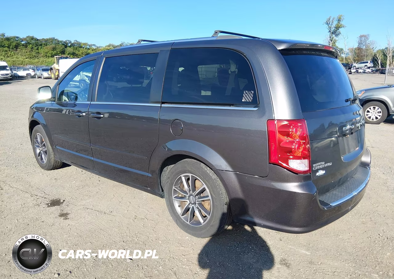 2017 Dodge Grand Caravan Sxt VIN:2C4RDGCG8HR715624 - 3