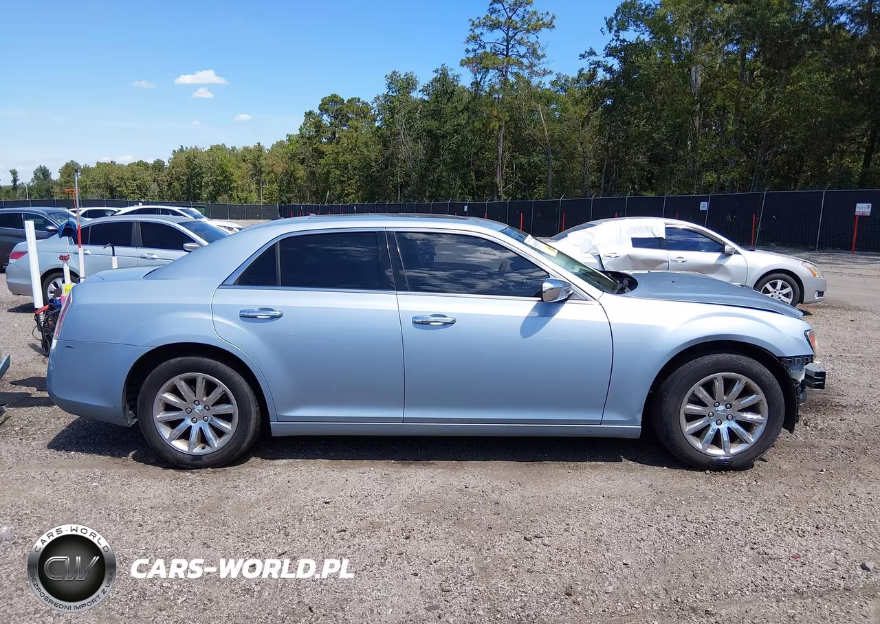 2012 Chrysler 300 Limited VIN:2C3CCACGXCH153461 - 14