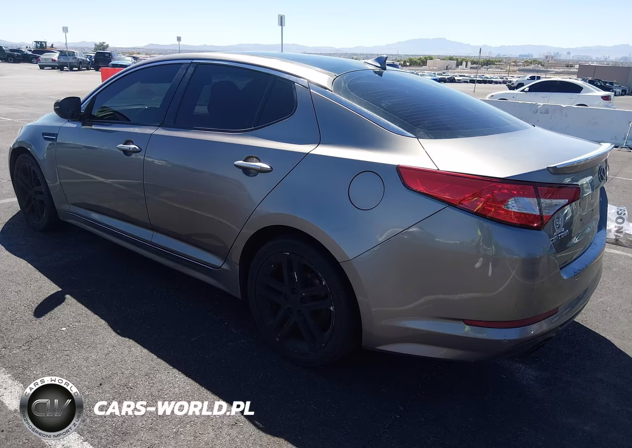 2013 Kia Optima Sx VIN:5XXGR4A63DG110589 - 3
