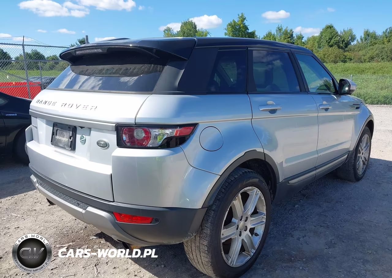 2015 Land Rover Range Rover Evoque Pure VIN:SALVR2BG3FH026872 - 4