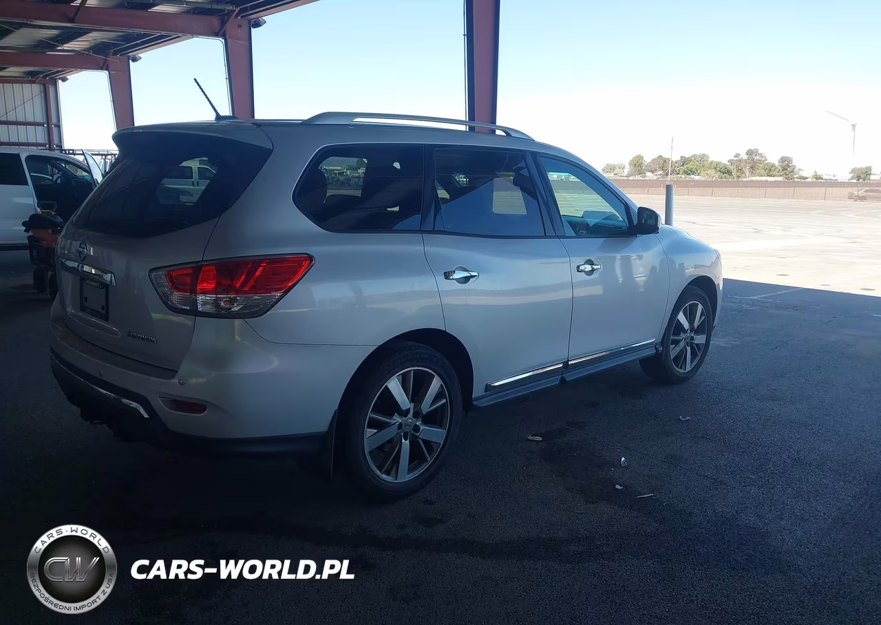 2013 Nissan Pathfinder Platinum VIN:5N1AR2MN0DC634677 - 4