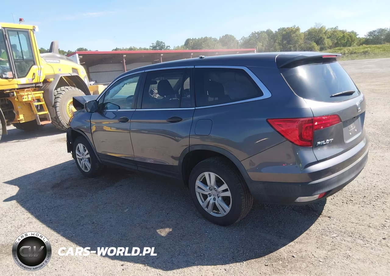 2017 Honda Pilot Lx VIN:5FNYF6H15HB103932 - 3