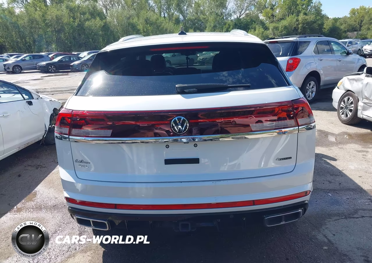 2024 Volkswagen Atlas Cross Sport 2.0T Sel Premium R-Line VIN:1V2FE2CA3RC203390 - 17