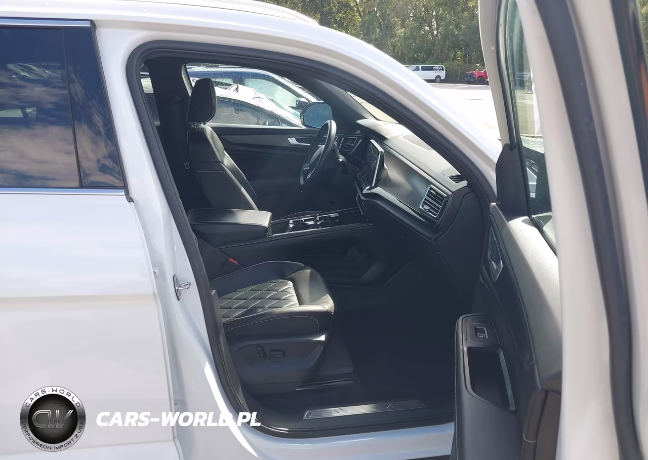 2024 Volkswagen Atlas Cross Sport 2.0T Sel Premium R-Line VIN:1V2FE2CA3RC203390 - 5