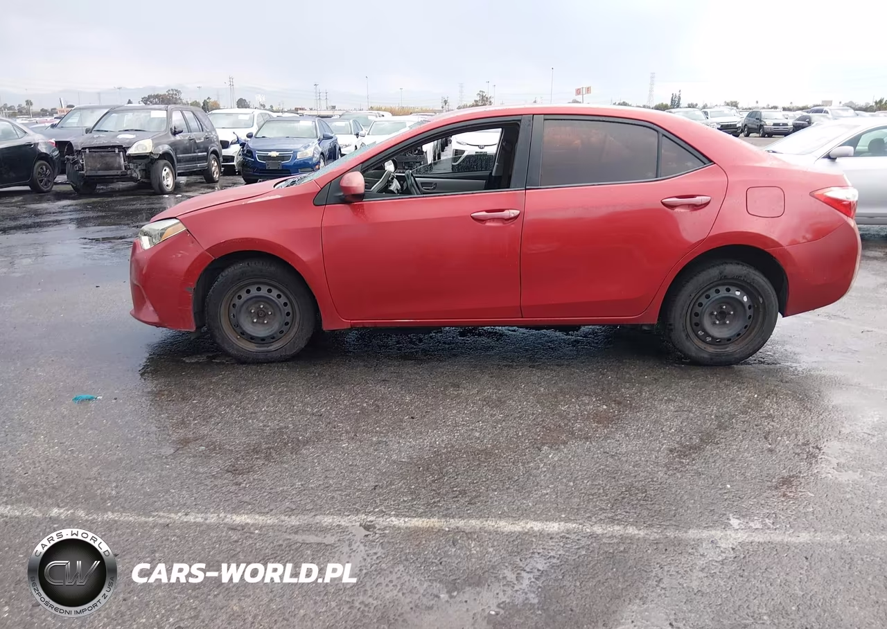 2015 Toyota Corolla Le VIN:5YFBURHE4FP311818 - 14